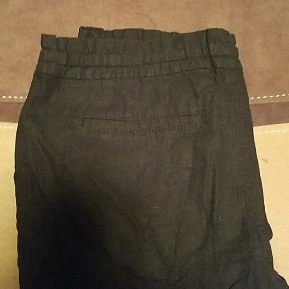 Old navy shorts - Picture 4 of 4
